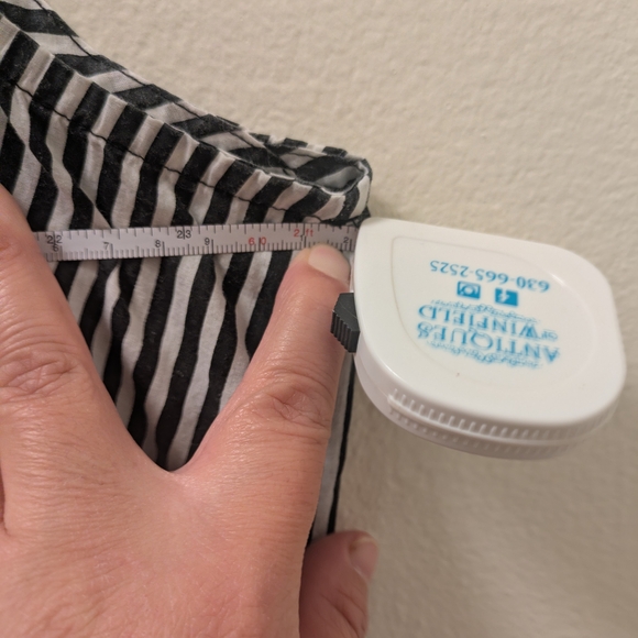 Striped Black and White Sleeveless Dress - Picture 7 of 7